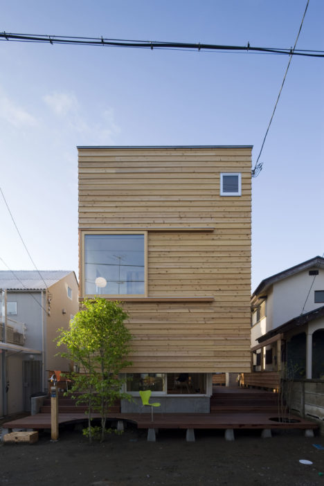 サムネイル:岸本和彦 / acaaによる神奈川県茅ヶ崎市の住宅「木箱の家」