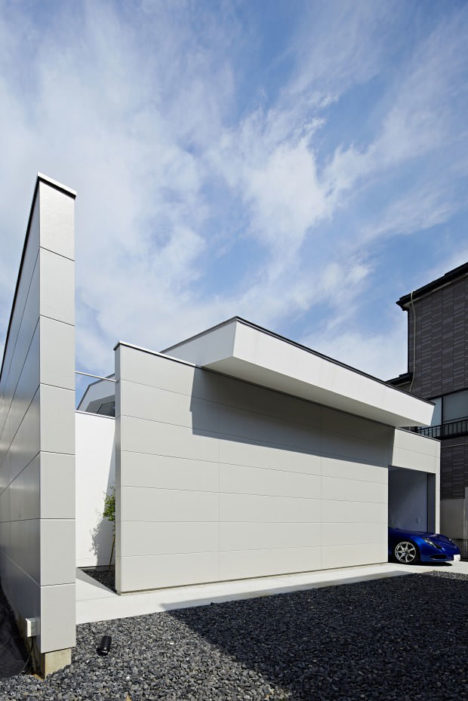 サムネイル:山本浩三建築設計事務所による東京・足立区の住宅「椿の家」