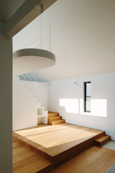サムネイル:高野洋平＋森田祥子 / MARU。architectureによる、神奈川県横浜市の「壇の家」