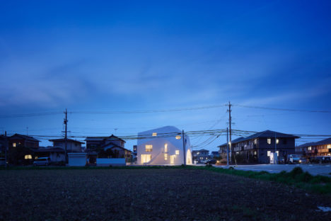 05_MAD_Clover-House_Fuji-Koji