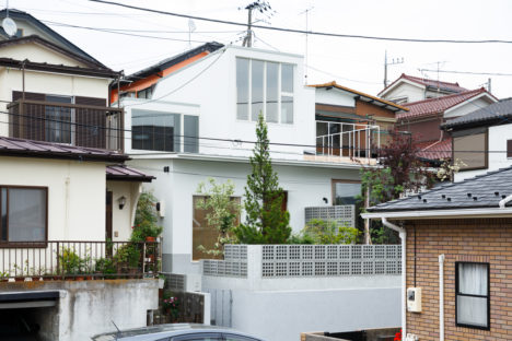サムネイル:tent architects studio+ジェネラルクリエーションによる、神奈川の「横浜の住宅」