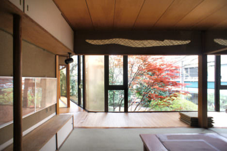 サムネイル:山田守による、東京・南青山の自邸の現在の様子を伝える写真
