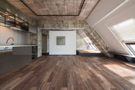 サムネイル:スマサガ不動産＋G architects studioによる、東京の集合住宅の一室の改修「tokyo LOFT」