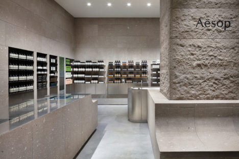 福岡 イソップ イソップが九州初の路面店を福岡にオープン。緒方慎一郎デザイン“武士の街の歴史”と調和する空間