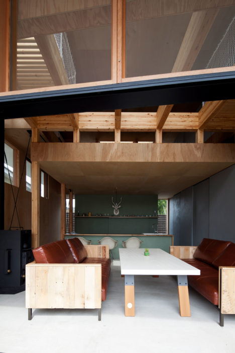 サムネイル:abanbaによる、横浜市旭区のランドスケープデザイナーのための住宅「小高町の家」