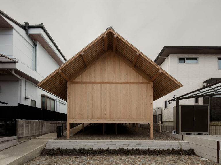 宇野友明による、愛知・名古屋市の住宅「よもぎ台の家」 | architecturephoto.net