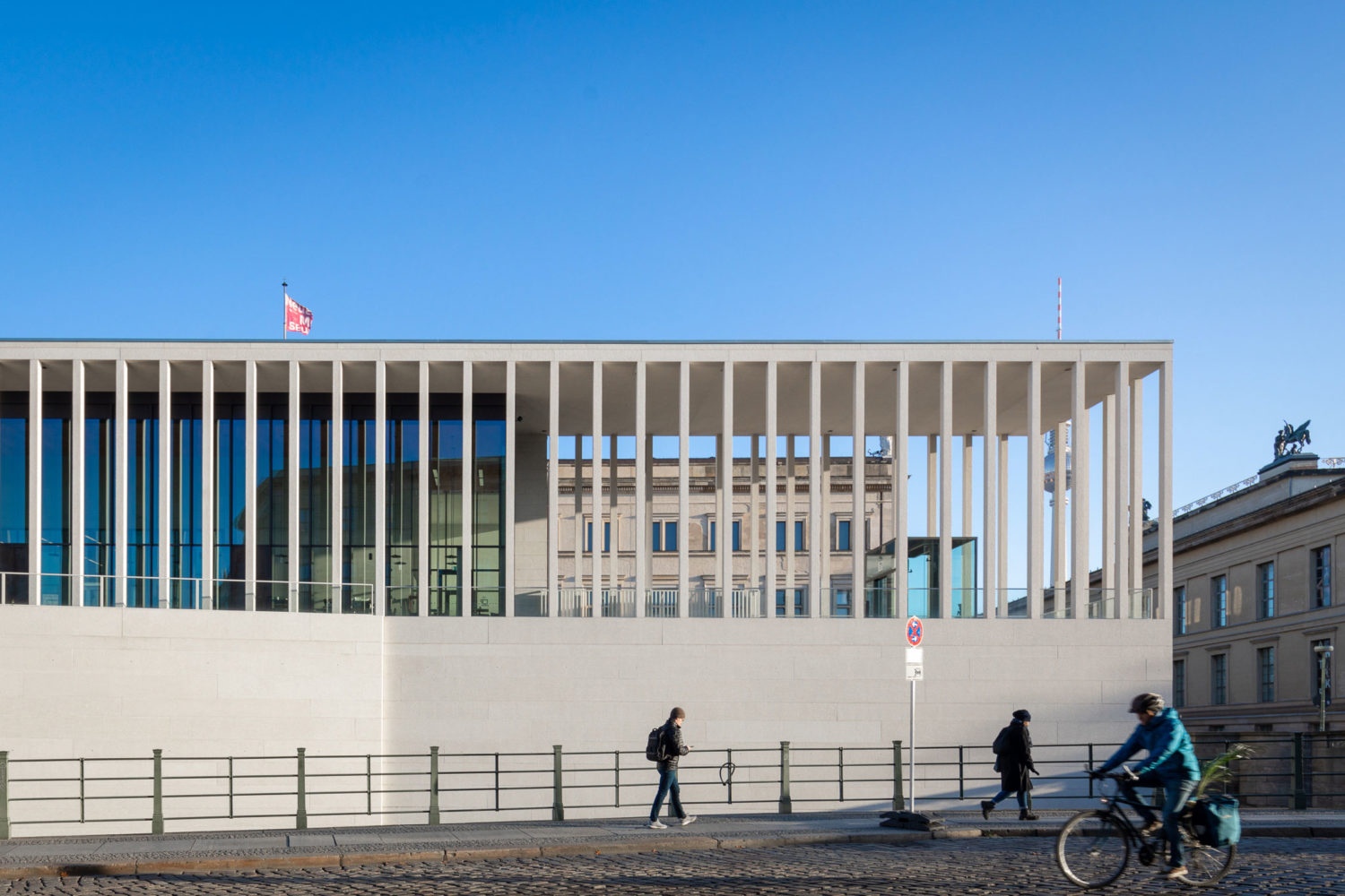 デイビッド・チッパーフィールドが2018年に完成させた、ドイツ・ベルリンの「ジェームズ・サイモン・ギャラリー