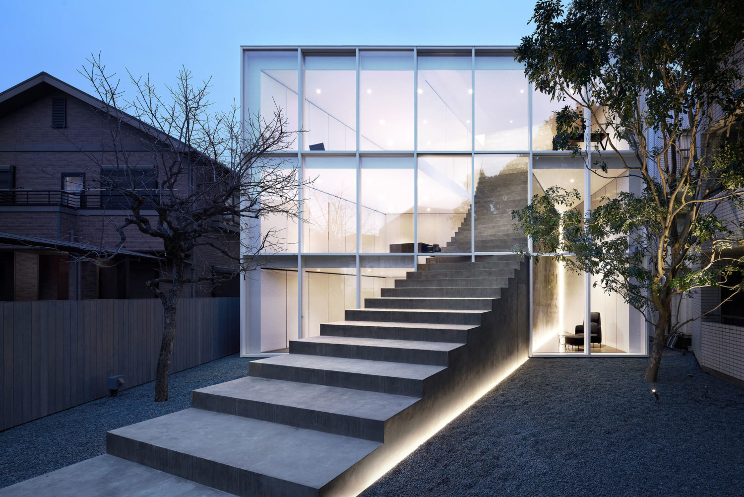nendoによる、東京の住宅「階段の家」 | architecturephoto.net