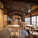長坂常 スキーマ建築計画による 京都 中京区の店舗 ブルーボトルコーヒー京都六角カフェ Architecturephoto Net