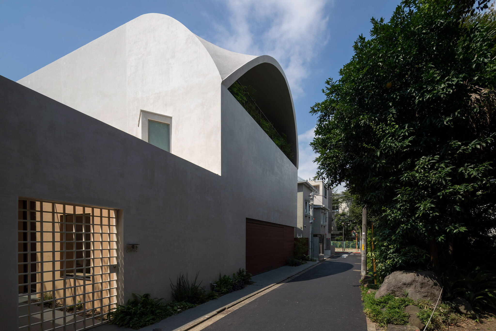 Ikawaya建築設計による 東京 目黒区の 住宅 クリニック Sky Cave Architecturephoto Net