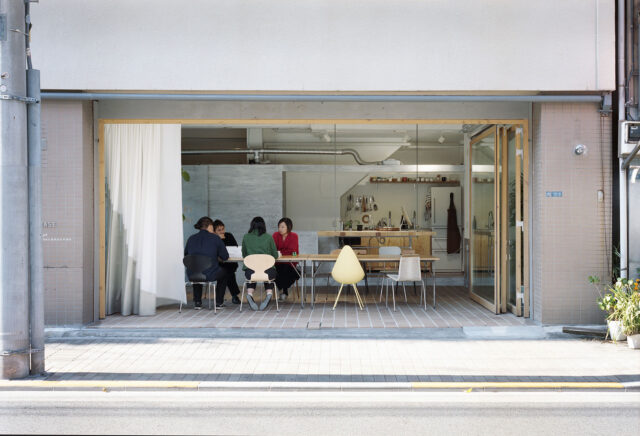 山田紗子による東京 世田谷区の自宅兼事務所 Daita19 の 高野ユリカが撮影した写真 Architecturephoto Net