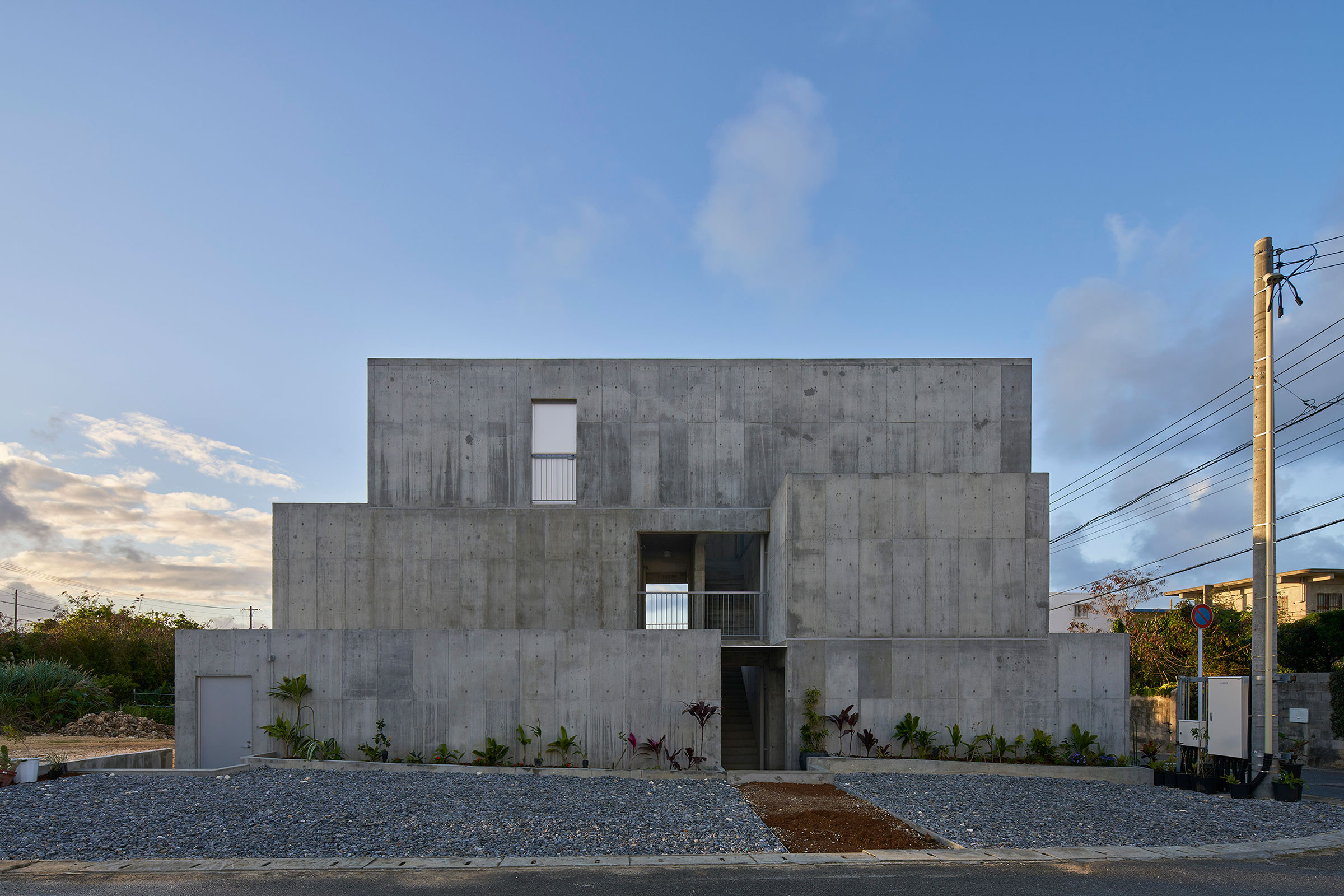 洋書◆ハイテク住宅 建築作品写真集 本 建物 設計 デザイン Amazon | 洋書ハイテク住宅 建築作品写真集 本 建物 設計