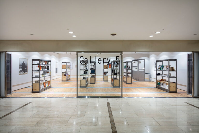 長坂常 スキーマ建築計画 作品集 長坂常 / スキーマ建築計画による、東京・多摩市の、住宅・治療