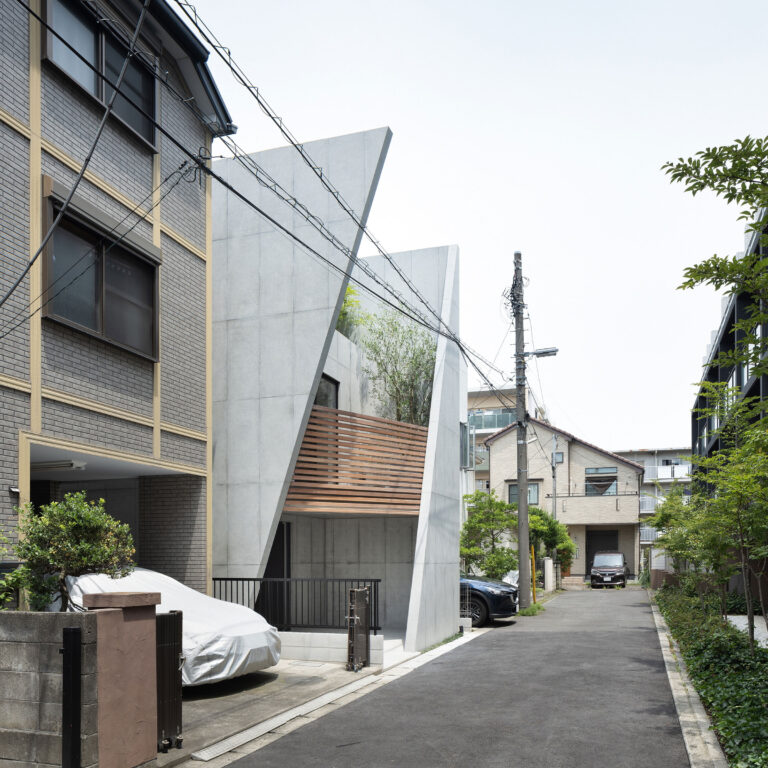 □旧黒沢ビル 基礎補強材 記念品 建築家 建築士