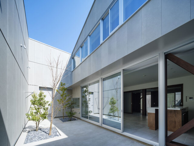 安藤忠雄が1991年に世田谷区に完成させた住宅「伊東邸」が