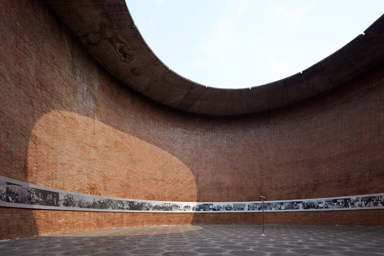 リュウ・ジャークン / Jiakun Architectsによる、中国・成都の