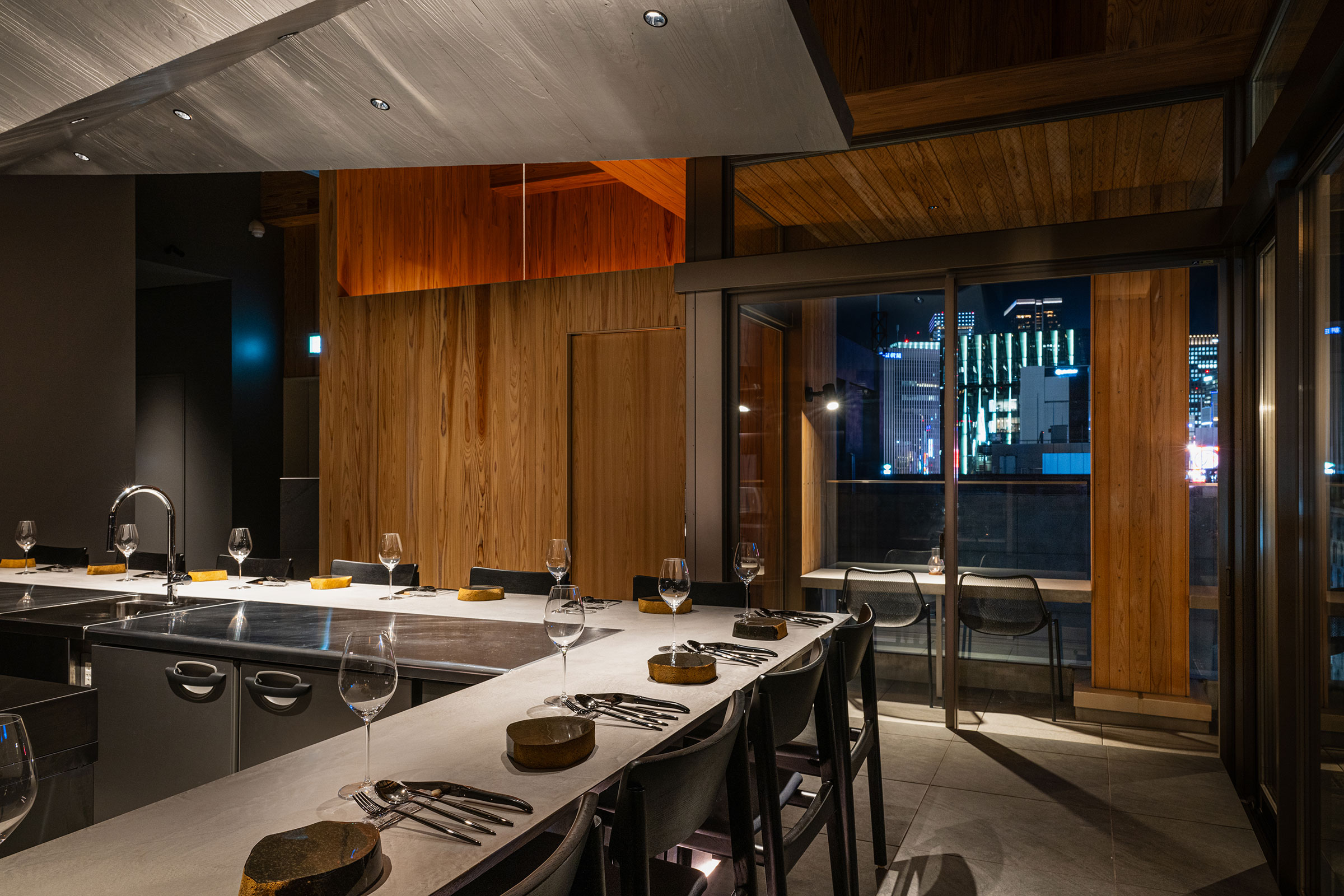 銀座高木大樓 SALON 91°